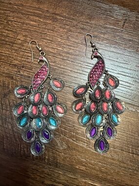 🦚Gorgeous Vintage Bohemian Peacock Earrings🦚